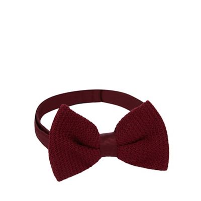 Large knitted bow tie